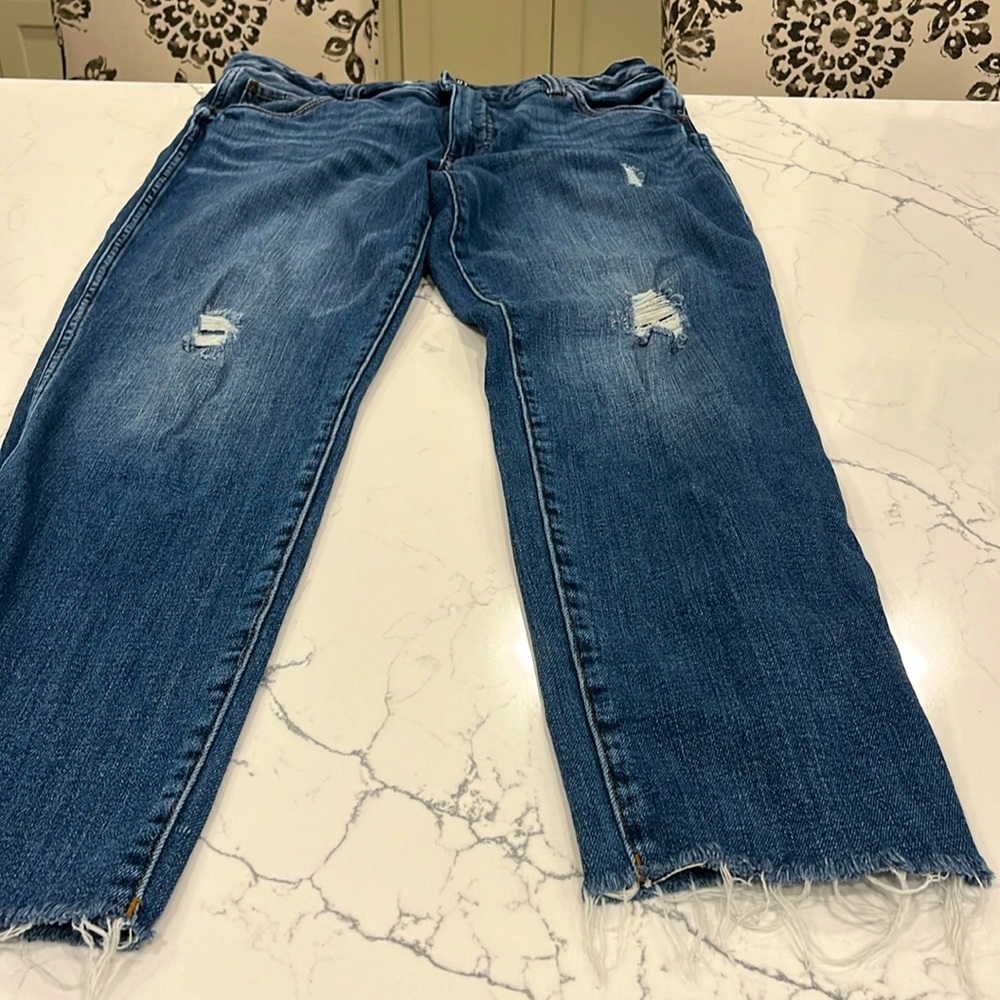 Kut from the cloth boyfriend jeans.  Came with rips.  Very soft.  Barely worn